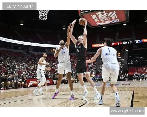 格兰特35分开拓者送雄鹿5连败 杨瀚森末节上台